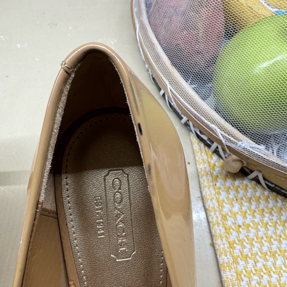 Coach Women's Beige Patent Leather Loafers Coach pumps